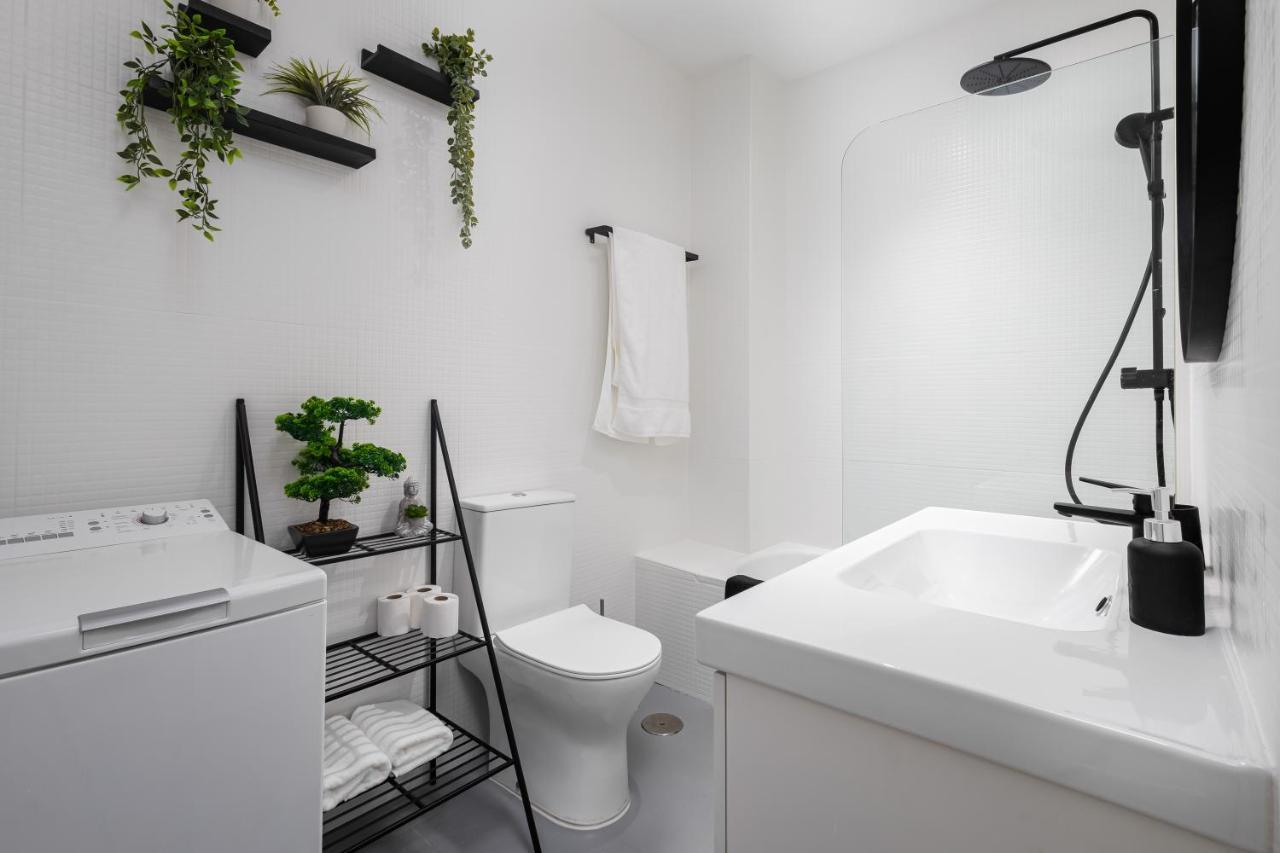 מאלגה Central Studio Apartment מראה חיצוני תמונה